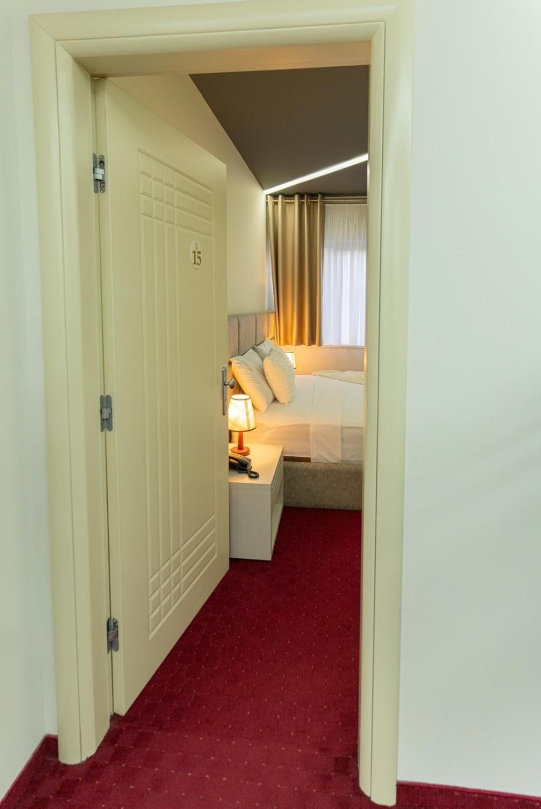 Alko Hotel Σκόδρα Εξωτερικό φωτογραφία