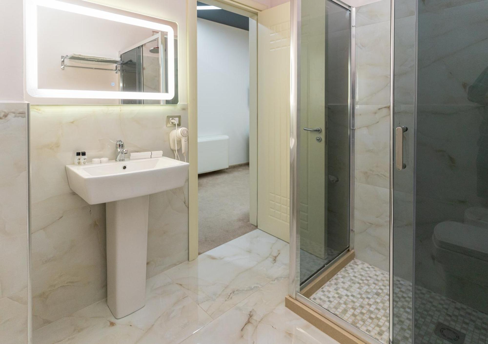 Alko Hotel Σκόδρα Εξωτερικό φωτογραφία